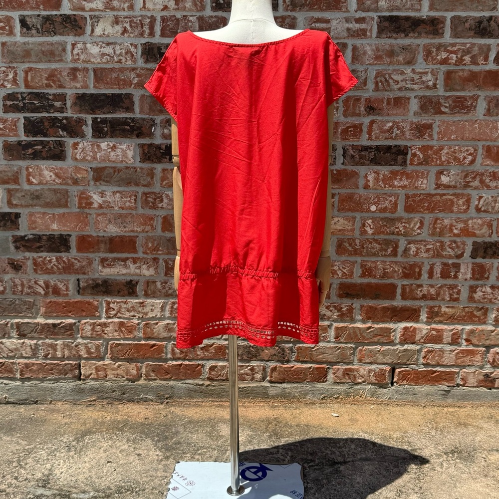 Lane Bryant plus size cherry red tunic 🍒 with cutouts and a drawstring/ 22/24 - Picture 10 of 14